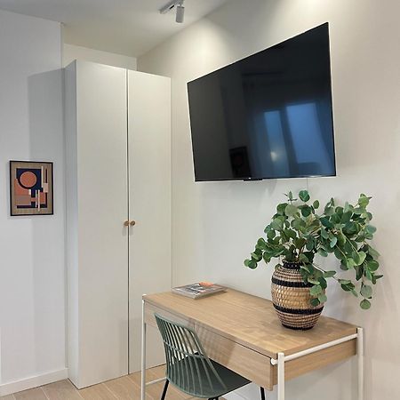 Loft Con Wifi Lavadora Secadora Cama Agradable Muy Proximo Valencia Apartment Bagian luar foto